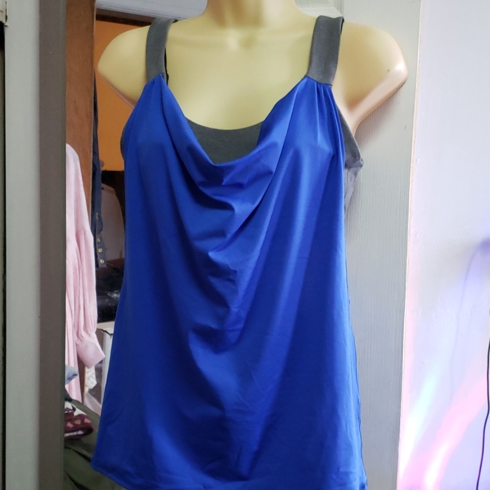 Active wear shirts medium size
